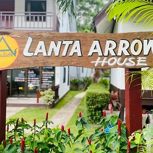 2* Station touristique Lanta Arrow House